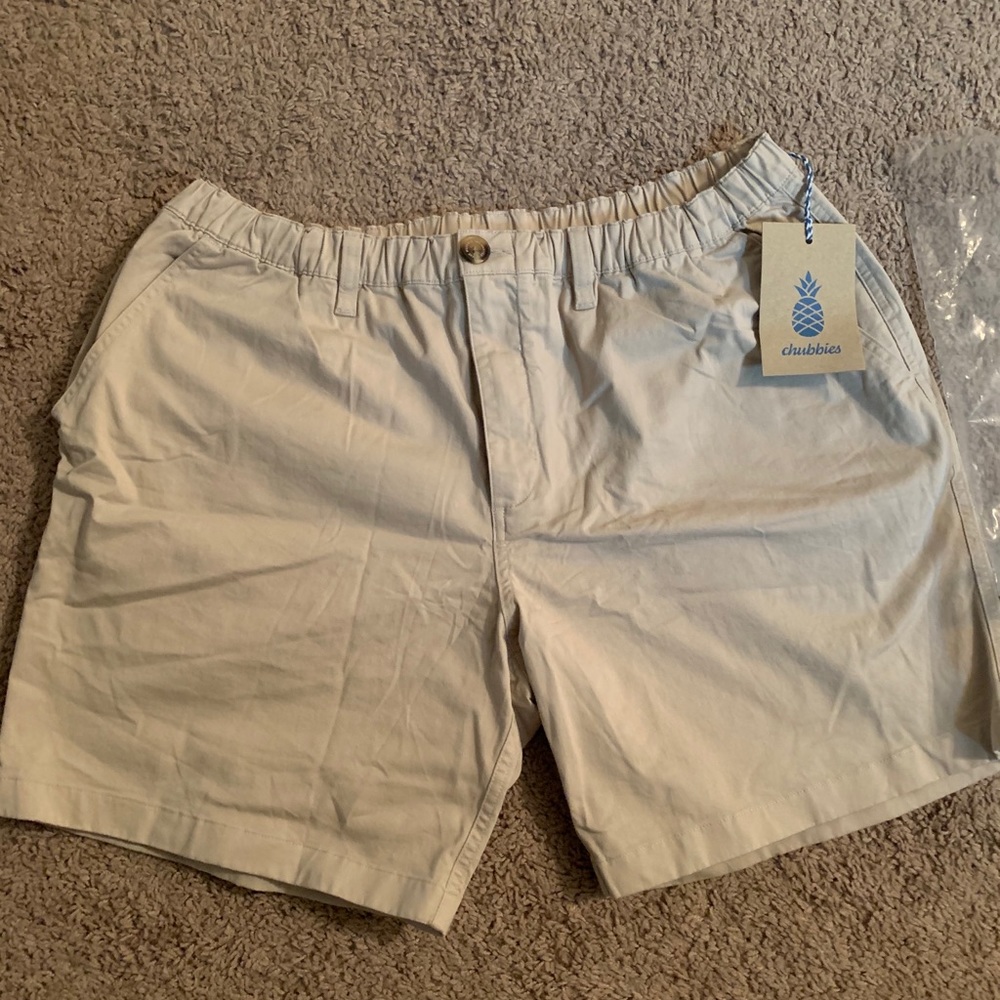 Chubbies 7 inch “The Khakinators” shorts - NWT